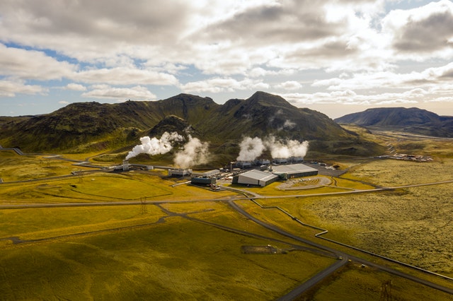 From extraordinary promises to stagnation, geothermal energy is blowing hot and cold