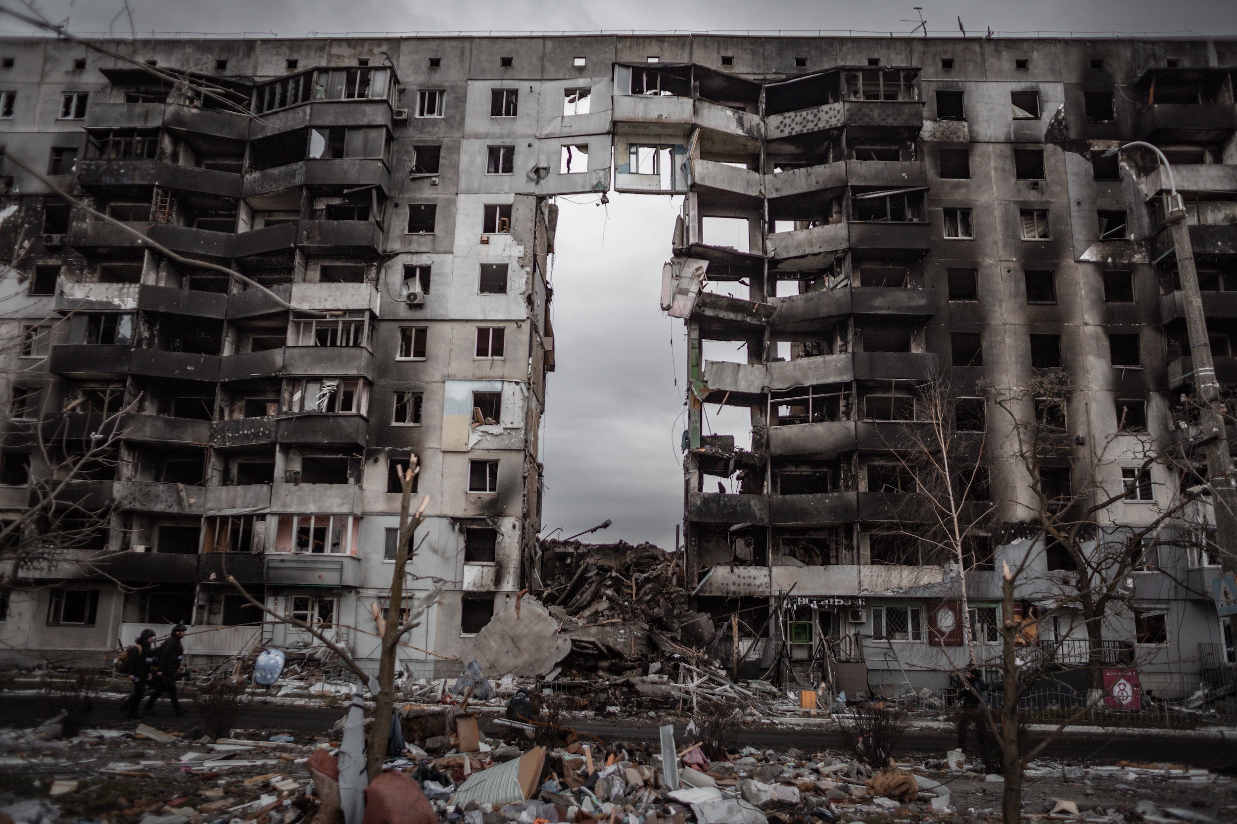 Les défis de la reconstruction post-catastrophe dans un monde instable